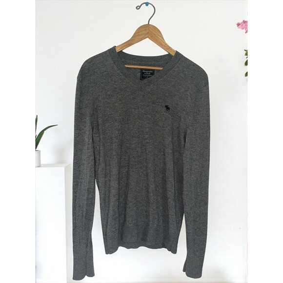 Abercrombie & Fitch Men’s Small Gray Wool Cotton Blend V Neck Sweater - Picture 4 of 16